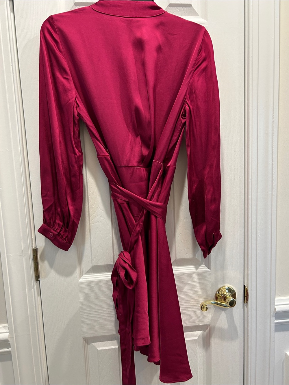 BR Satin Wrap dress- Raspberry - Picture 4 of 6
